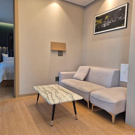 The Solid Residence - Elbon The Stay By Haeundae Busan Exterior photo