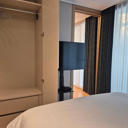 The Solid Residence - Elbon The Stay By Haeundae Busan Exterior photo