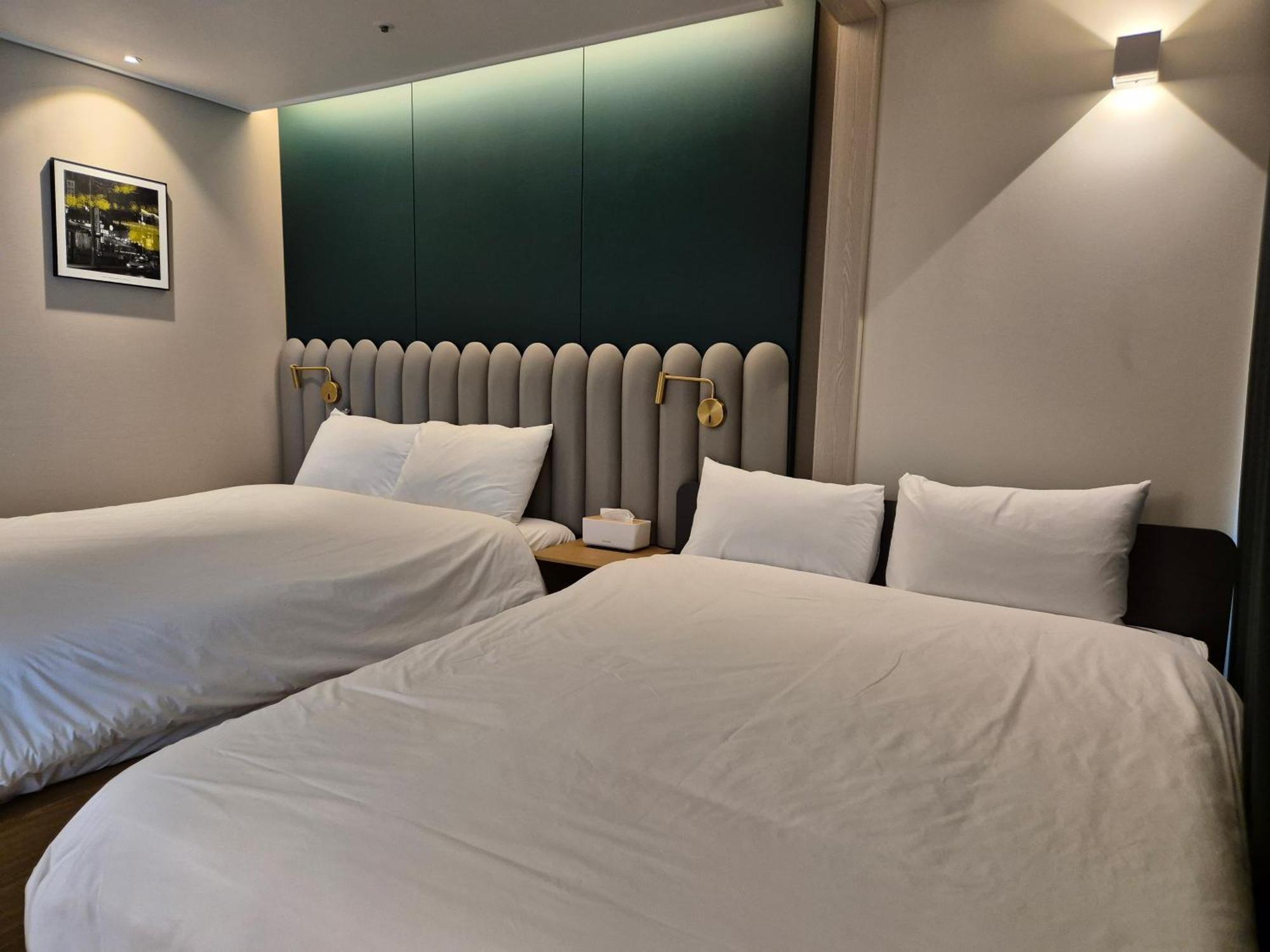 The Solid Residence - Elbon The Stay By Haeundae Busan Exterior photo