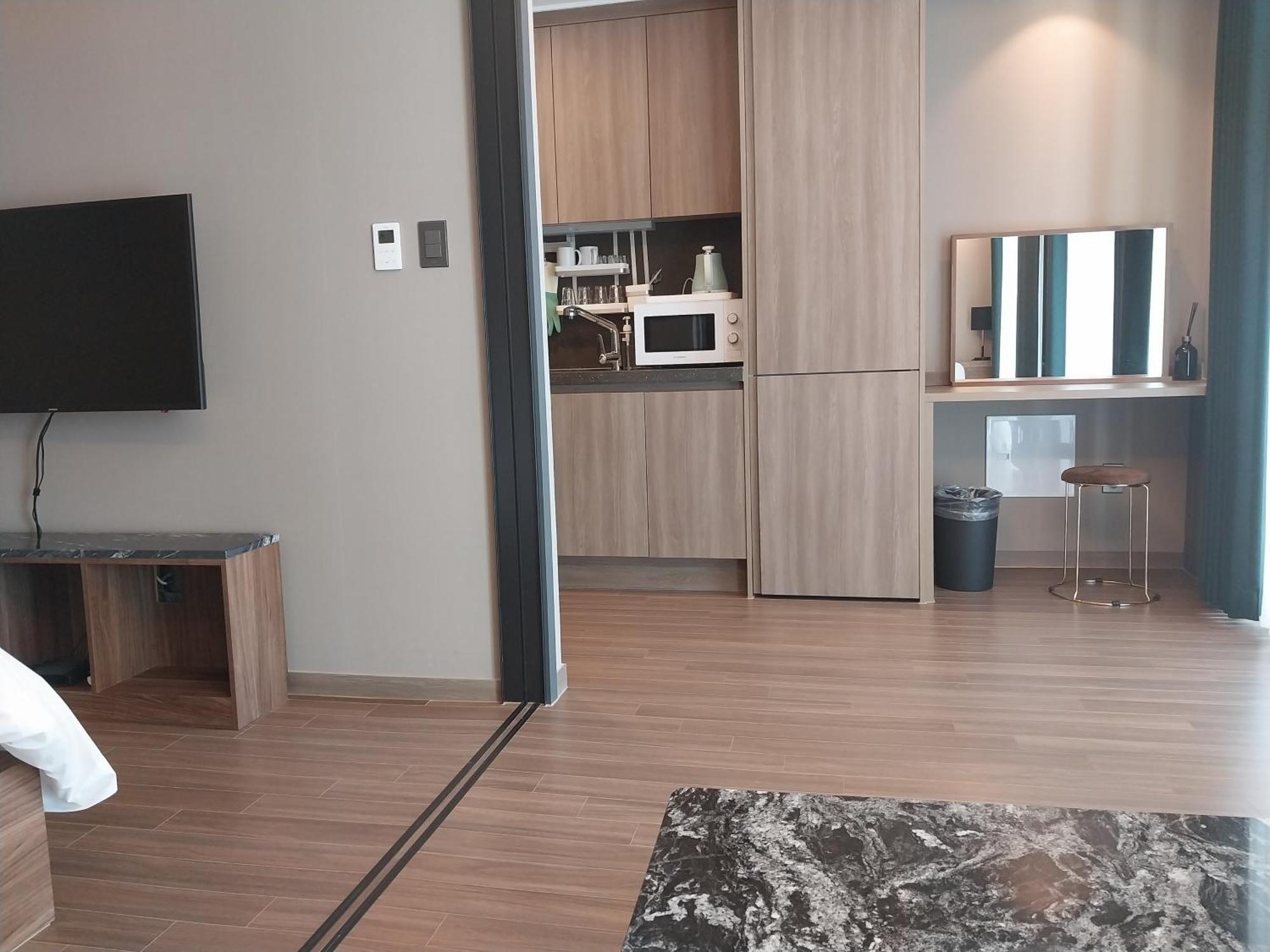 The Solid Residence - Elbon The Stay By Haeundae Busan Exterior photo