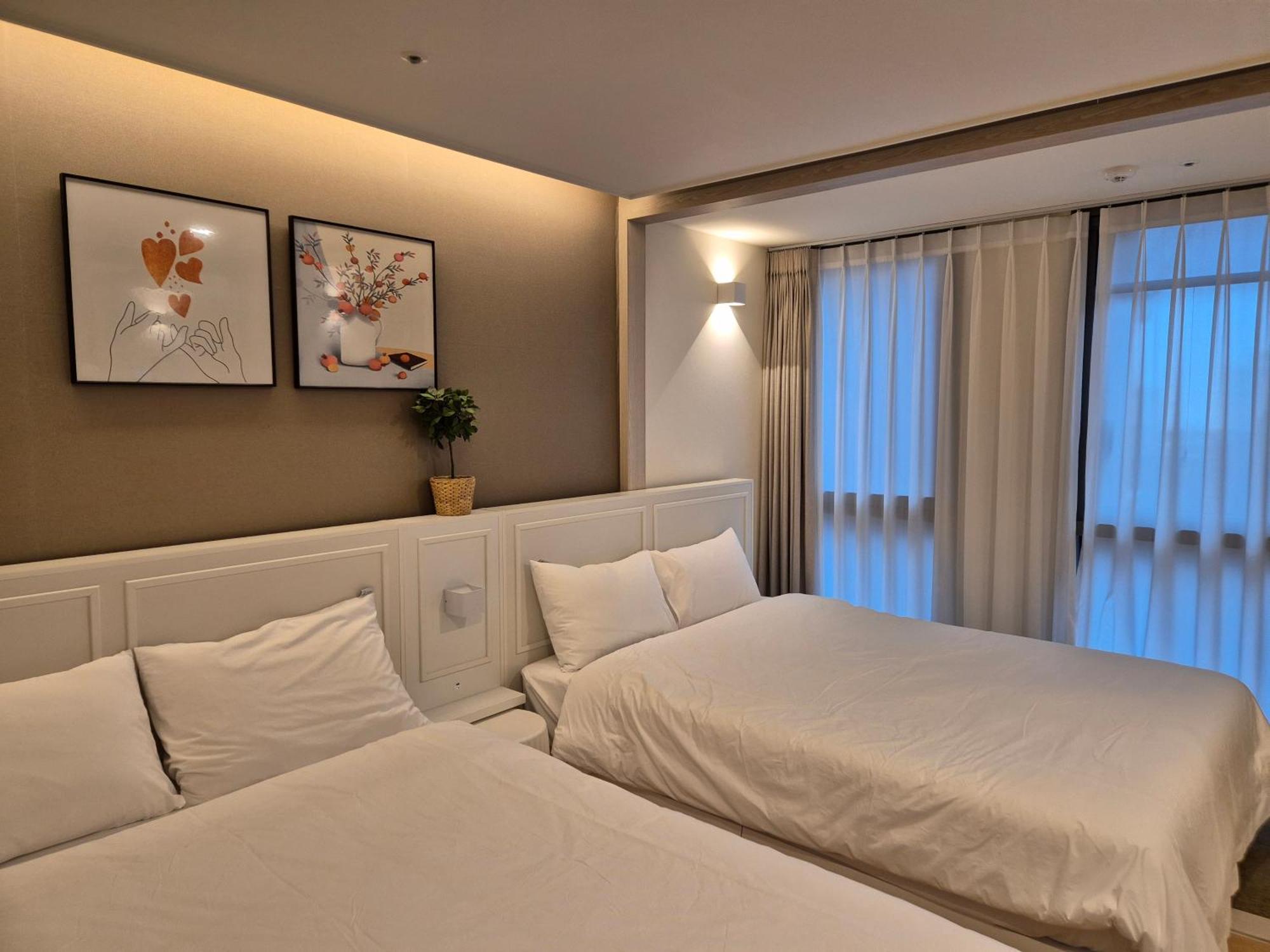 The Solid Residence - Elbon The Stay By Haeundae Busan Exterior photo