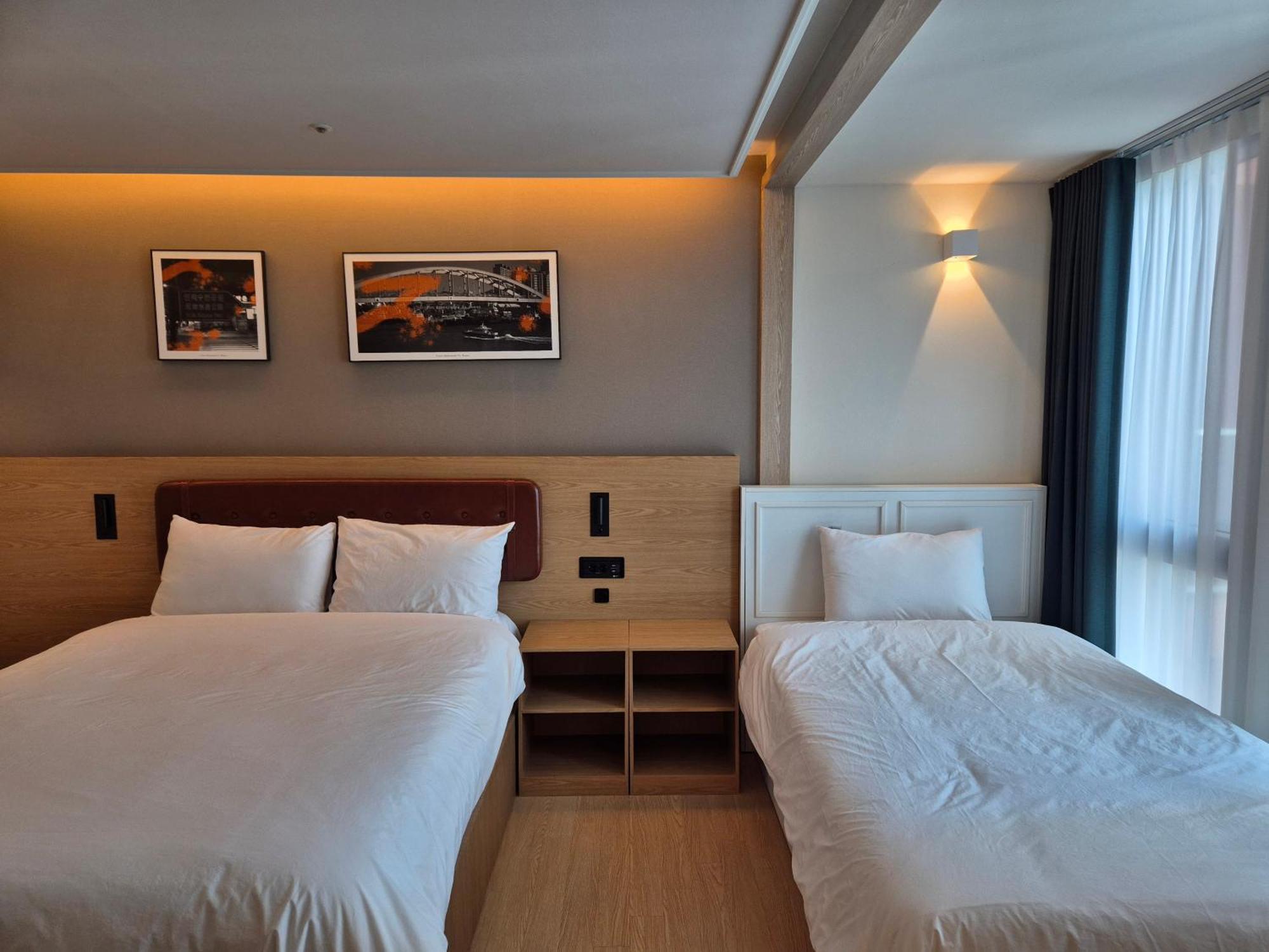 The Solid Residence - Elbon The Stay By Haeundae Busan Exterior photo