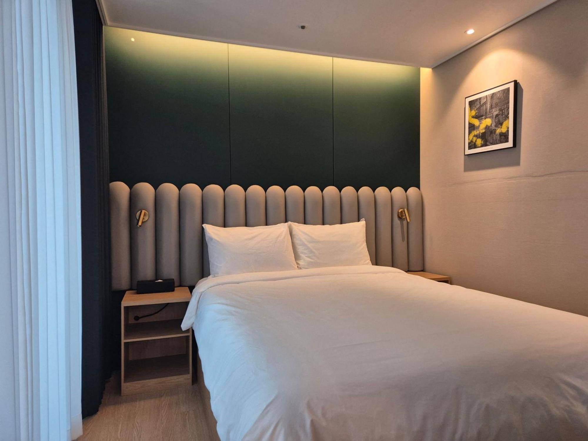 The Solid Residence - Elbon The Stay By Haeundae Busan Exterior photo
