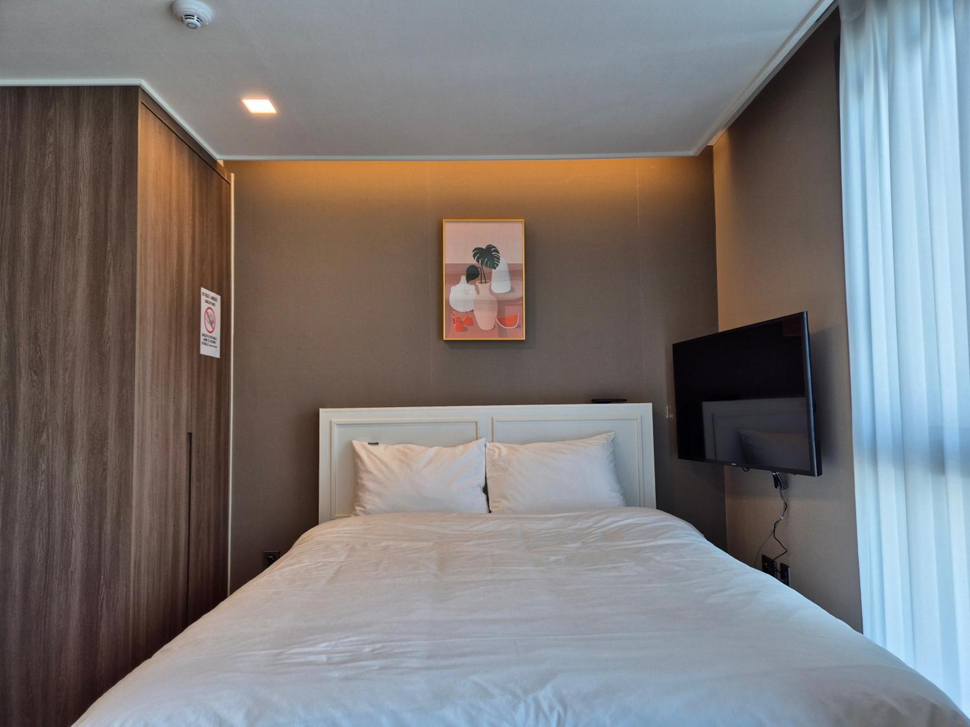 The Solid Residence - Elbon The Stay By Haeundae Busan Exterior photo