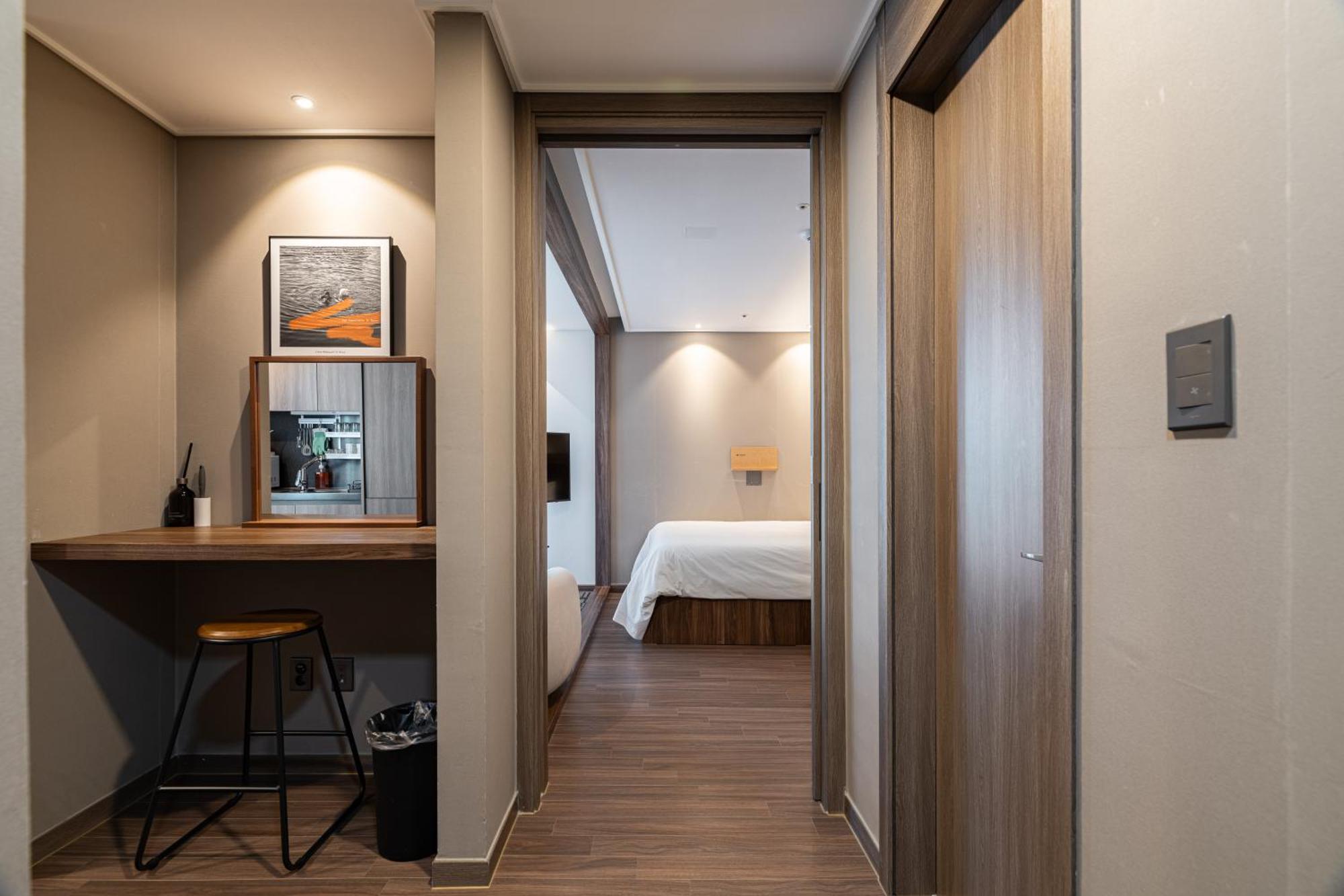 The Solid Residence - Elbon The Stay By Haeundae Busan Exterior photo
