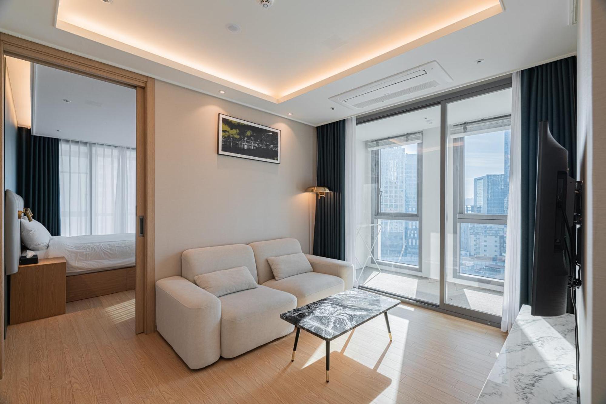 The Solid Residence - Elbon The Stay By Haeundae Busan Exterior photo